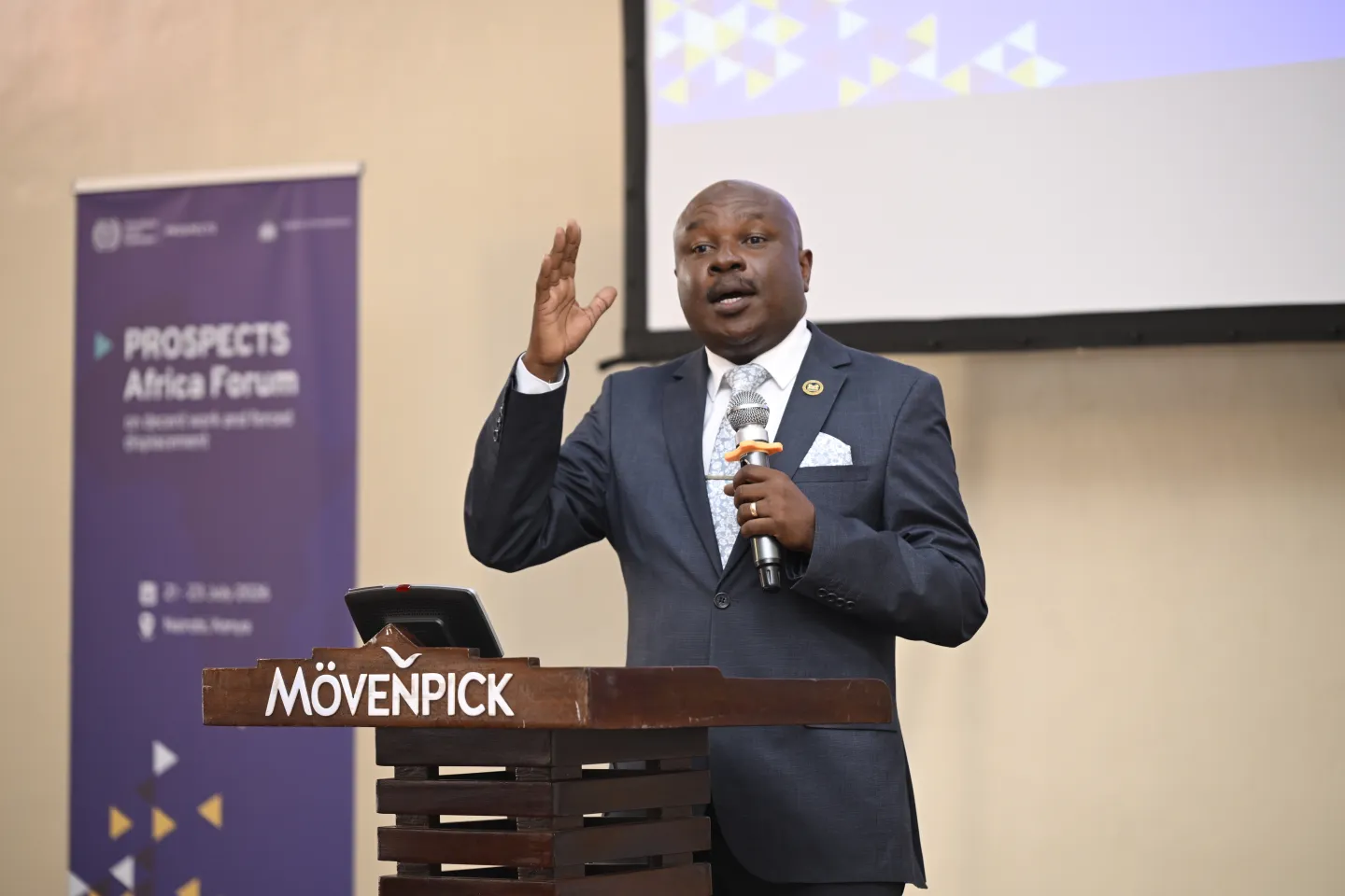 Africa Forum launches regional dialogue on decent work and forced displacement