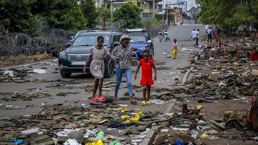 Rwanda and DR Congo sign joint pledge toward peace deal by May 2